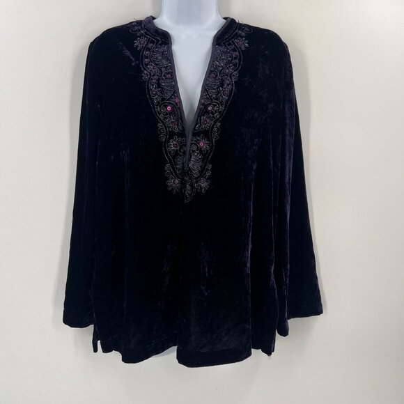 Chico's Sz 1 (M/8) Purple Velvet Top Embellished V-Neck Long Sleeve Evening - Picture 11 of 11